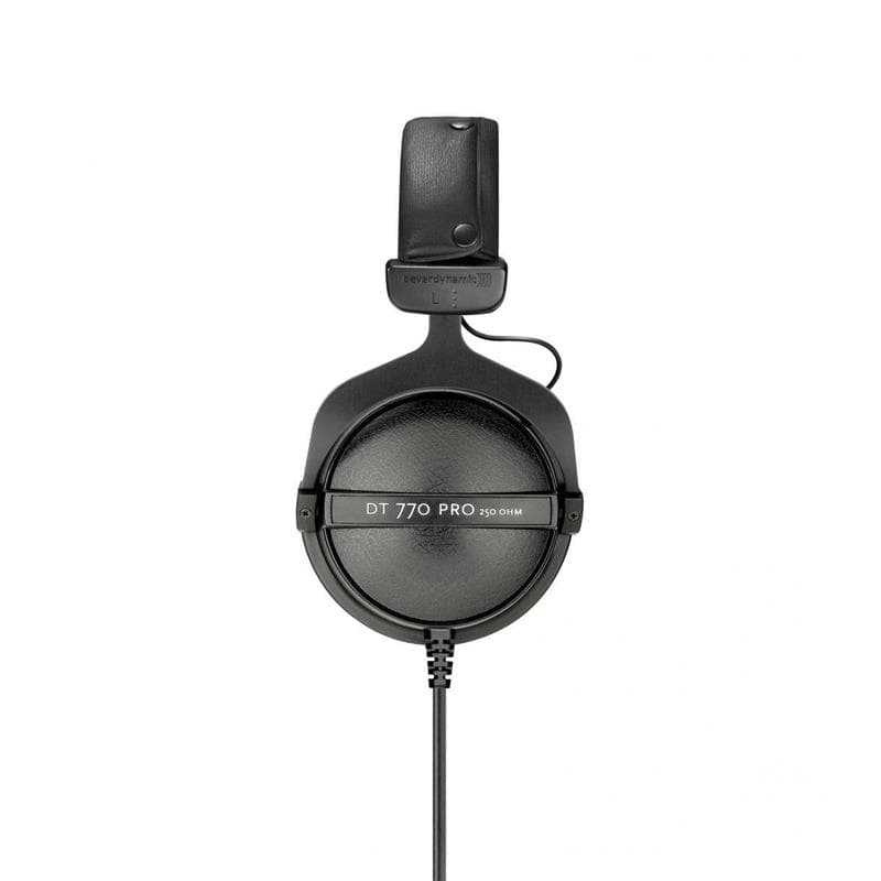 BEYERDYNAMICDT 770 PRO 250 Ohms Studio Headphones Bundle