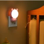 Plug-in LED Bear Night Light, 2 Color Temperatures, Soft Eye-Care Lamp for Baby Feeding & Kids Room