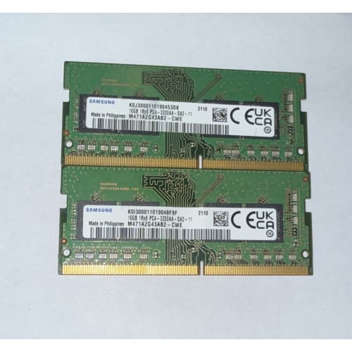 Samsung 32GB (2 x 16GB) DDR4 SDRAM Memory Kit (M471A2G43AB2-CWE)