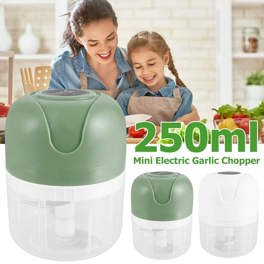 250 ML Electric Garlic Mincer USB Charging Garlic Chopper Mini Food Processor with Stainless Steel Blade Durable Garlic Masher Food Chopper Kitchen Tool for Meat Vegetable Baby Food