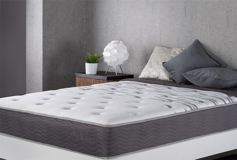 Zinus 10 Inch Support Plus Pocket Spring Hybrid Mattress / Extra Firm Feel / More Coils for Durable Support / Pocket Innersprings for Motion Isolation / Bed-in-a-Box, Twin