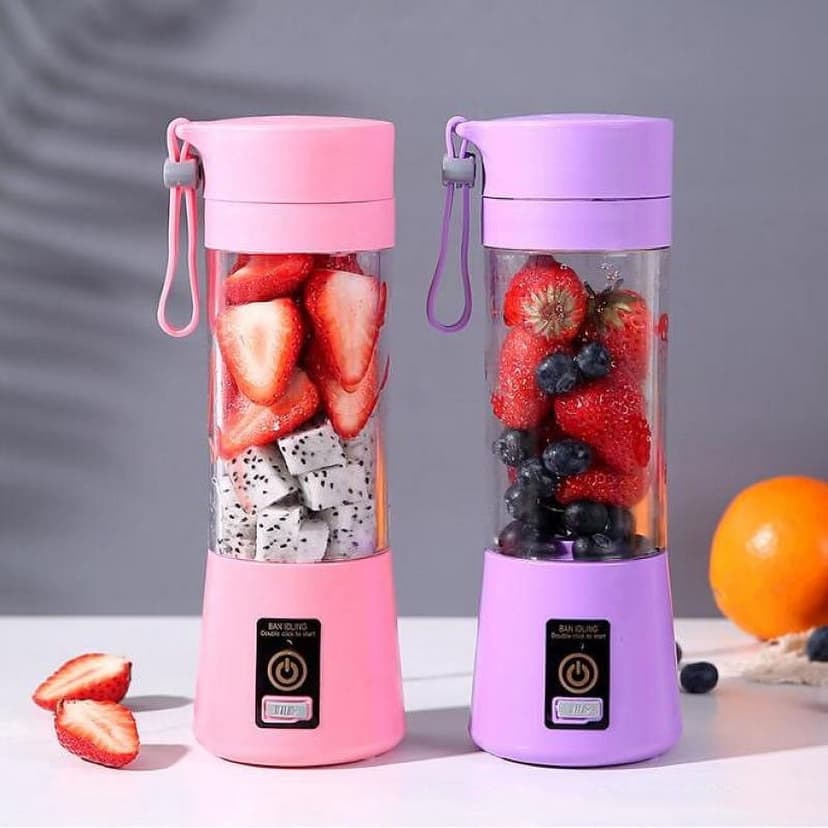 Blender Smoothie Maker, Personal Blender with 6 Stainless Steel Blades, Portable Juicer Blender with USB