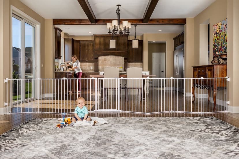 Regalo 192" Wide Gate & Play Yard