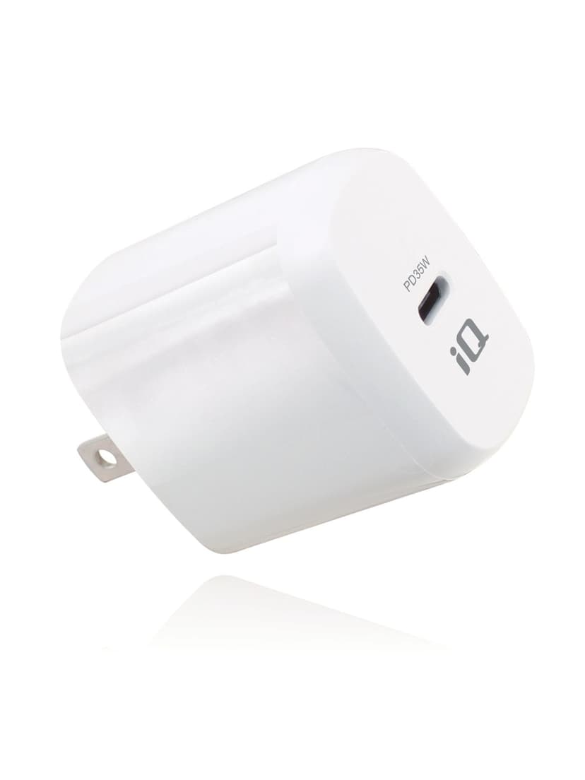 iQ Grab and Go MagSafe Clear Phone Case Essential Kit/Accessory Bundle for iPhone 16