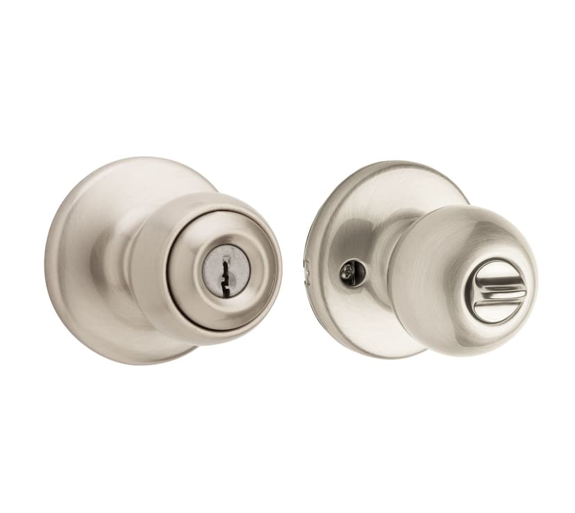 Weiser Yukon Keyed Locking Front Door Knob with SmartKey, Satin Nickel
