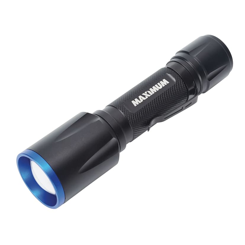 Maximum Dual power 1300 lumen flashlight