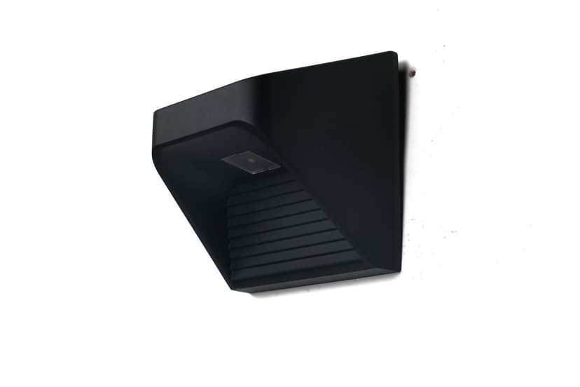 NOMA Outdoor Solar-Powered Wall Light, 4-pk
