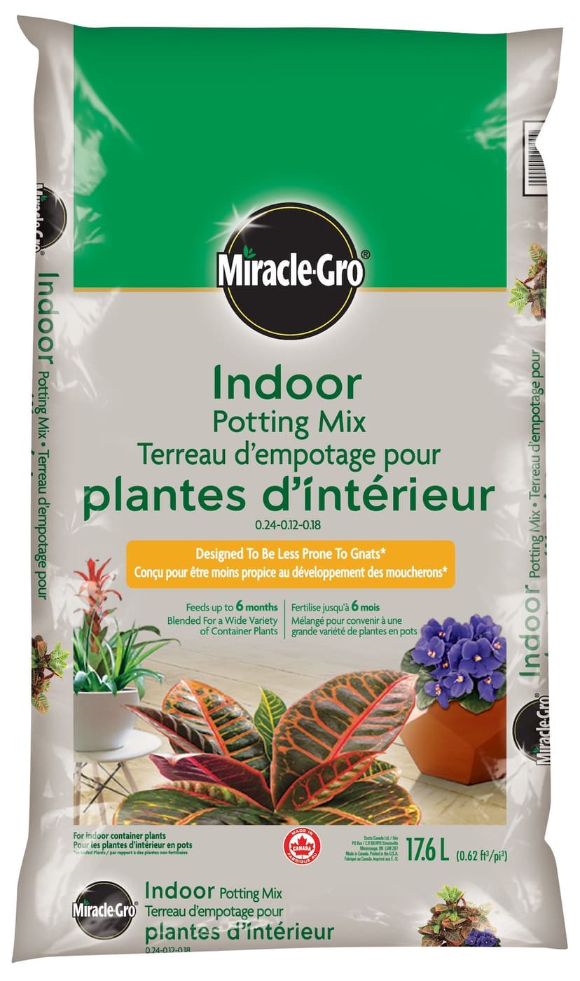 Miracle-Gro Indoor Container Potting Soil Mix for up to 6 Months, 17.6L