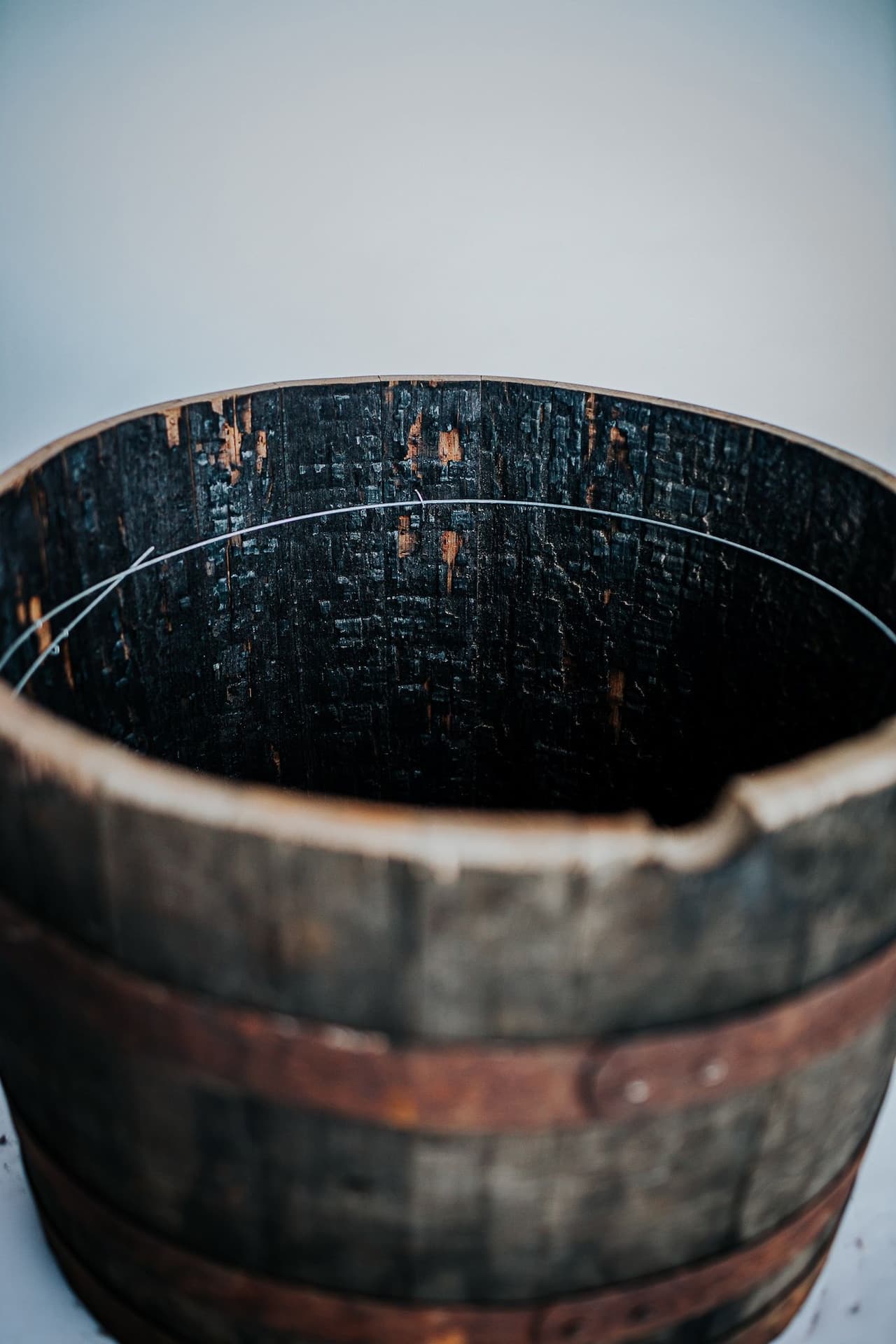 County Cooperage Wood Round Whiskey Barrel Planter, 25-in W x 17-in H x 25-in D, Assorted Finishes