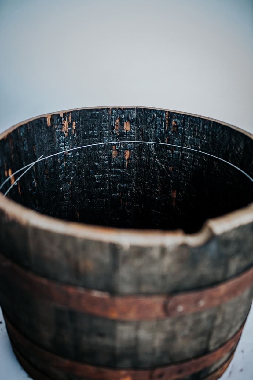 County Cooperage Wood Round Whiskey Barrel Planter, 25-in W x 17-in H x 25-in D, Assorted Finishes