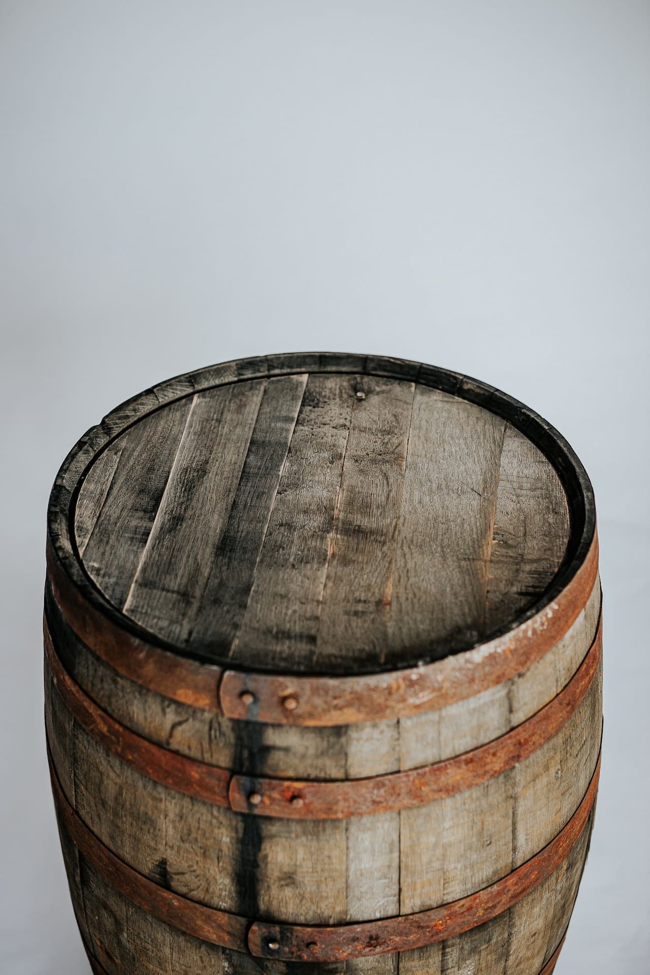 County Cooperage Full Size Authentic Oak Whiskey Barrel, 25-in W x 35-in H x 25-in D, Assorted Finishes