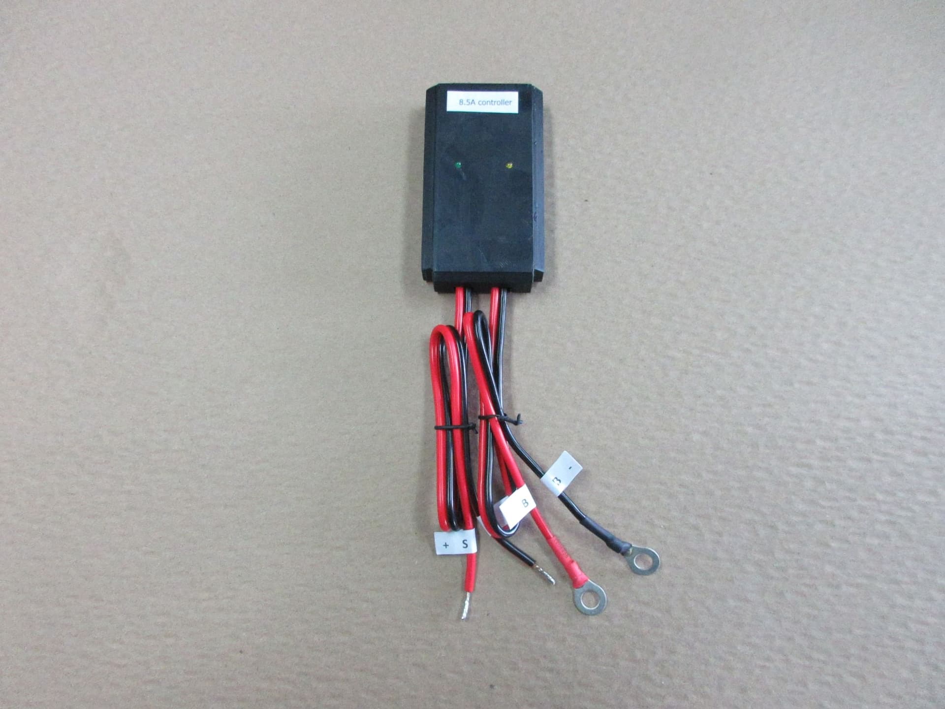 Noma 8.5A Solar Charge Controller with Built-in Battery Protection