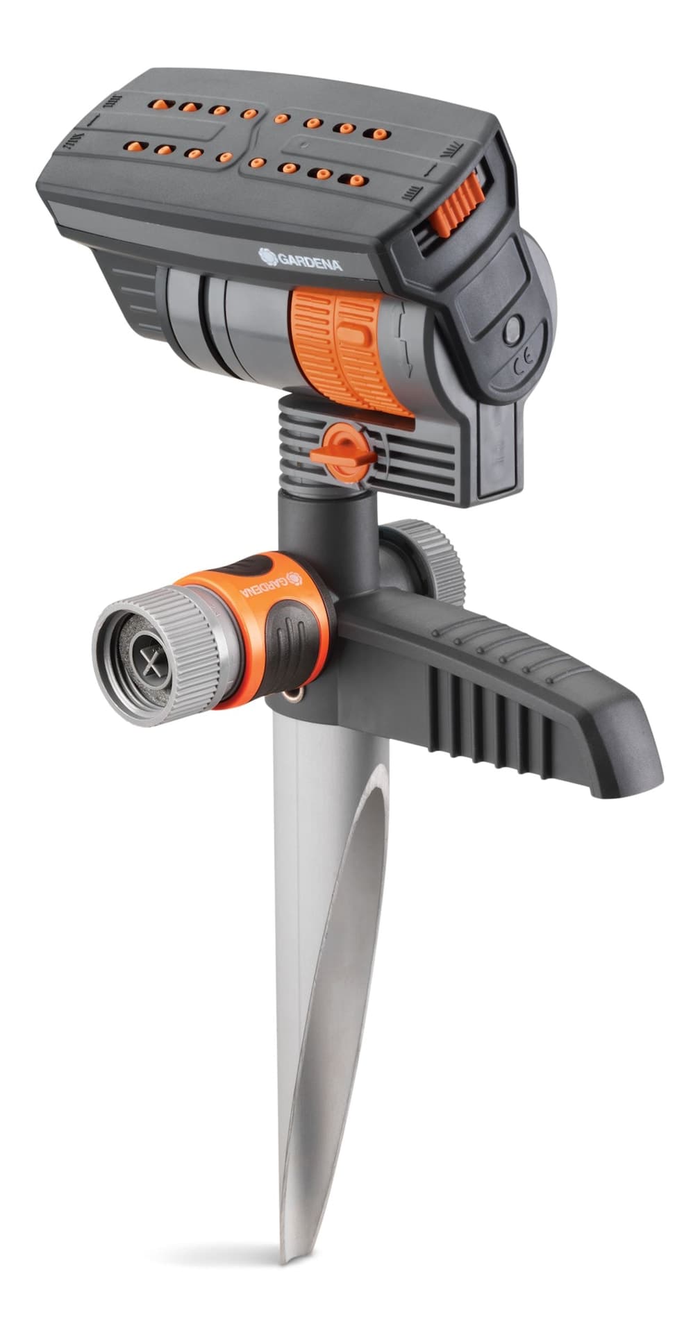 Gardena ZoomMaxx Compact Oscillating Sprinkler on Metal Spike, 76-2300 sq.ft