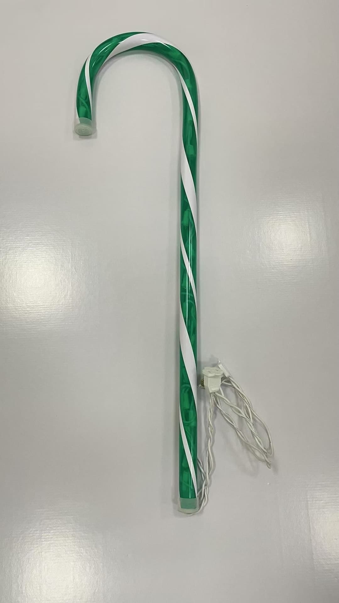 For Living Green Candy Cane Stake with 20 LEDs, 28-in